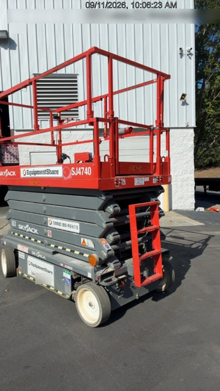 2023 SKYJACK SJ4740