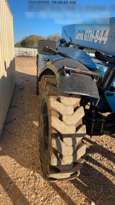 2018 Genie GTH-844 Genie GTH-844 w/ROPS, Work Lights, Solid Tires, RH Cab Mesh, Beacon, 60" Carriage and Forks