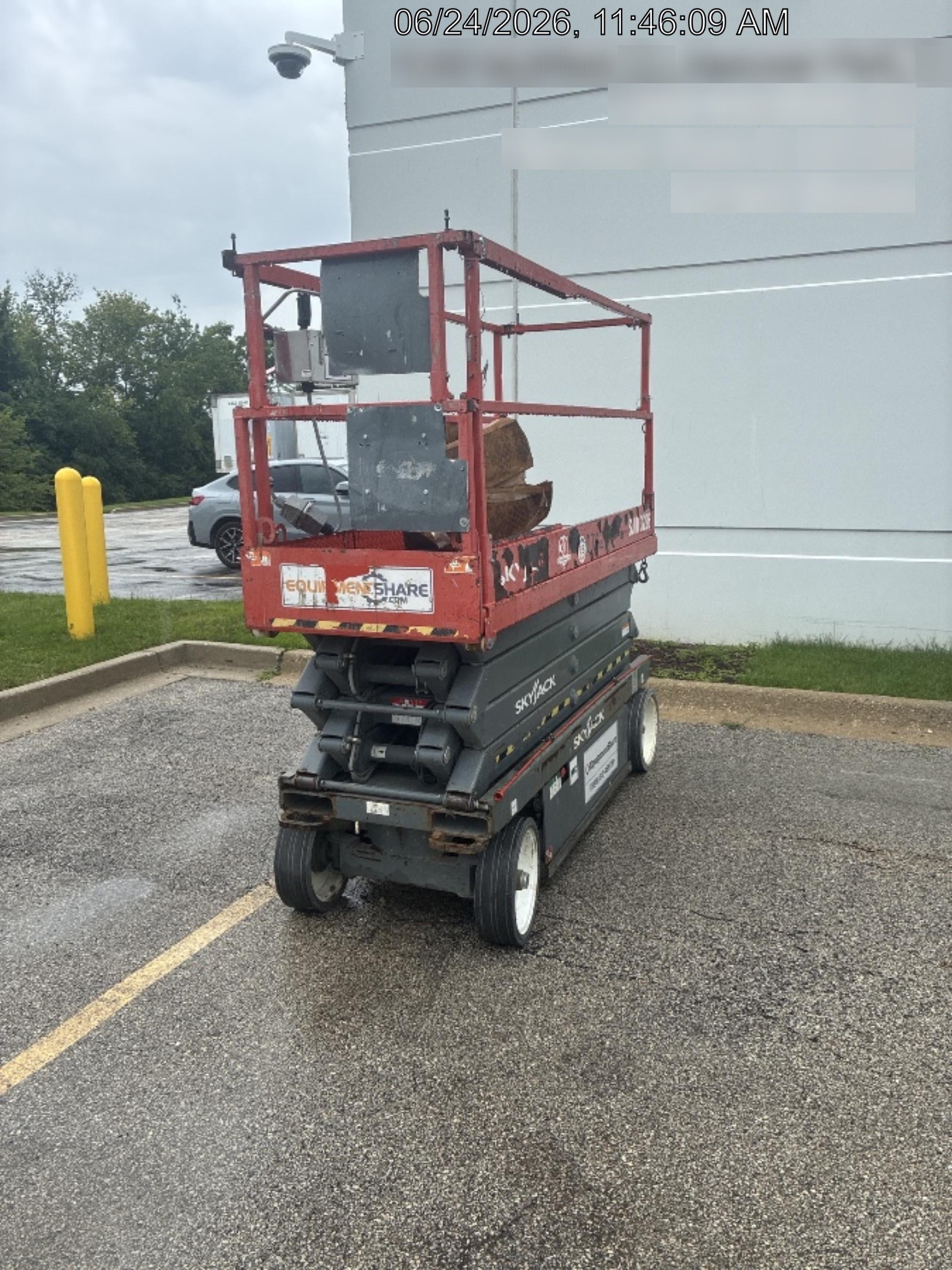 2016 Skyjack SJIII-3226 26' Electric Scissor Lift