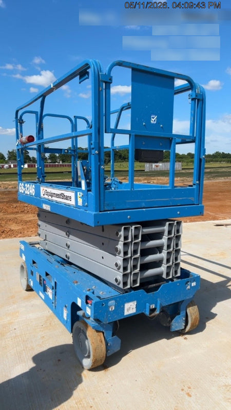 2022 GENIE GS-3246