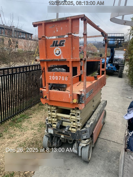 2022 JLG ES1932