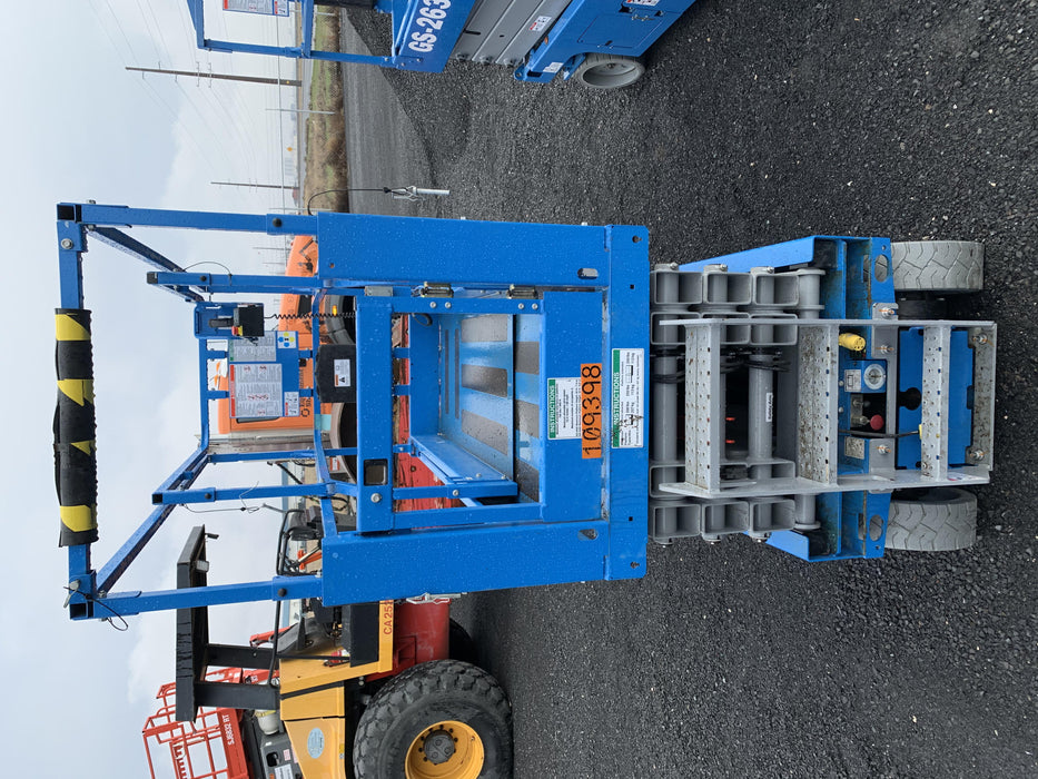 2020 Genie GS-2632 Solid NM Tires, Folding Rails with Half-Height Swing Gate, Beacon, 800W Invertor