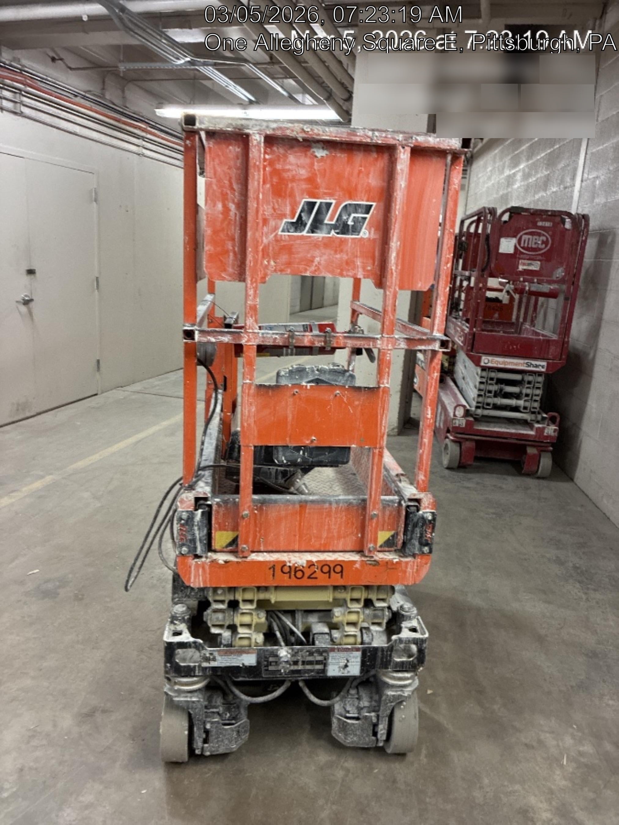 2021 JLG ES1330L