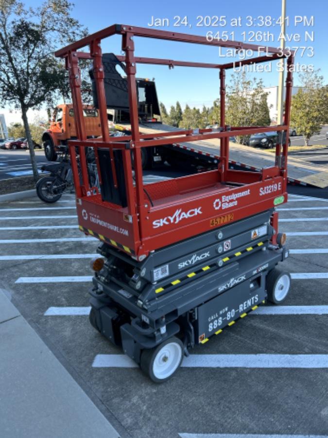 2024 Skyjack SJ3219 Electric Drive, Sld NM Tires, DBcns, RFRails, Power to Platform, T3 + Access Control