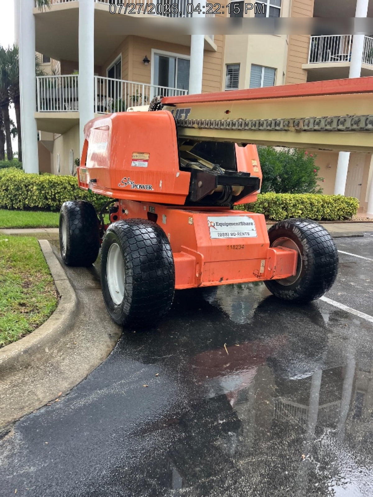 2021 JLG 660SJ