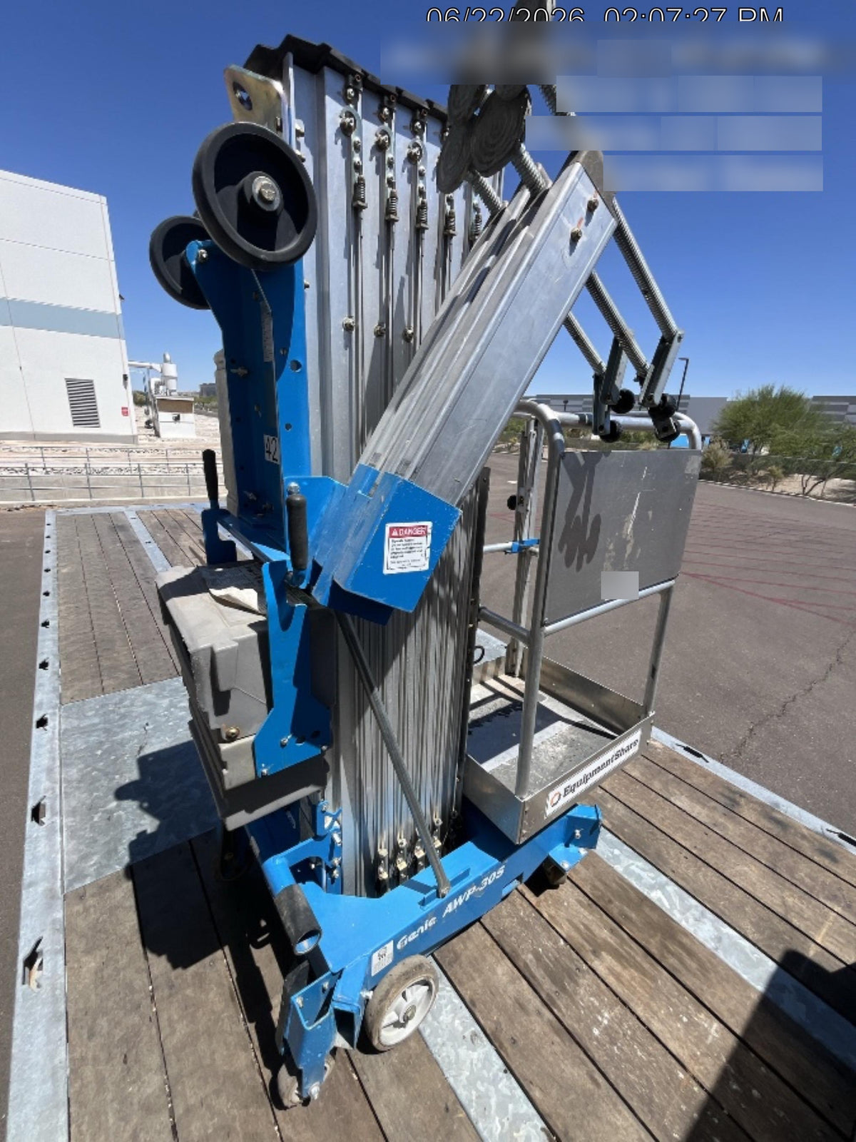 2019 GENIE AWP-30S