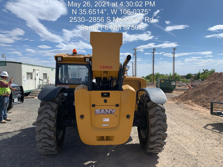 2021 SANY STH1056