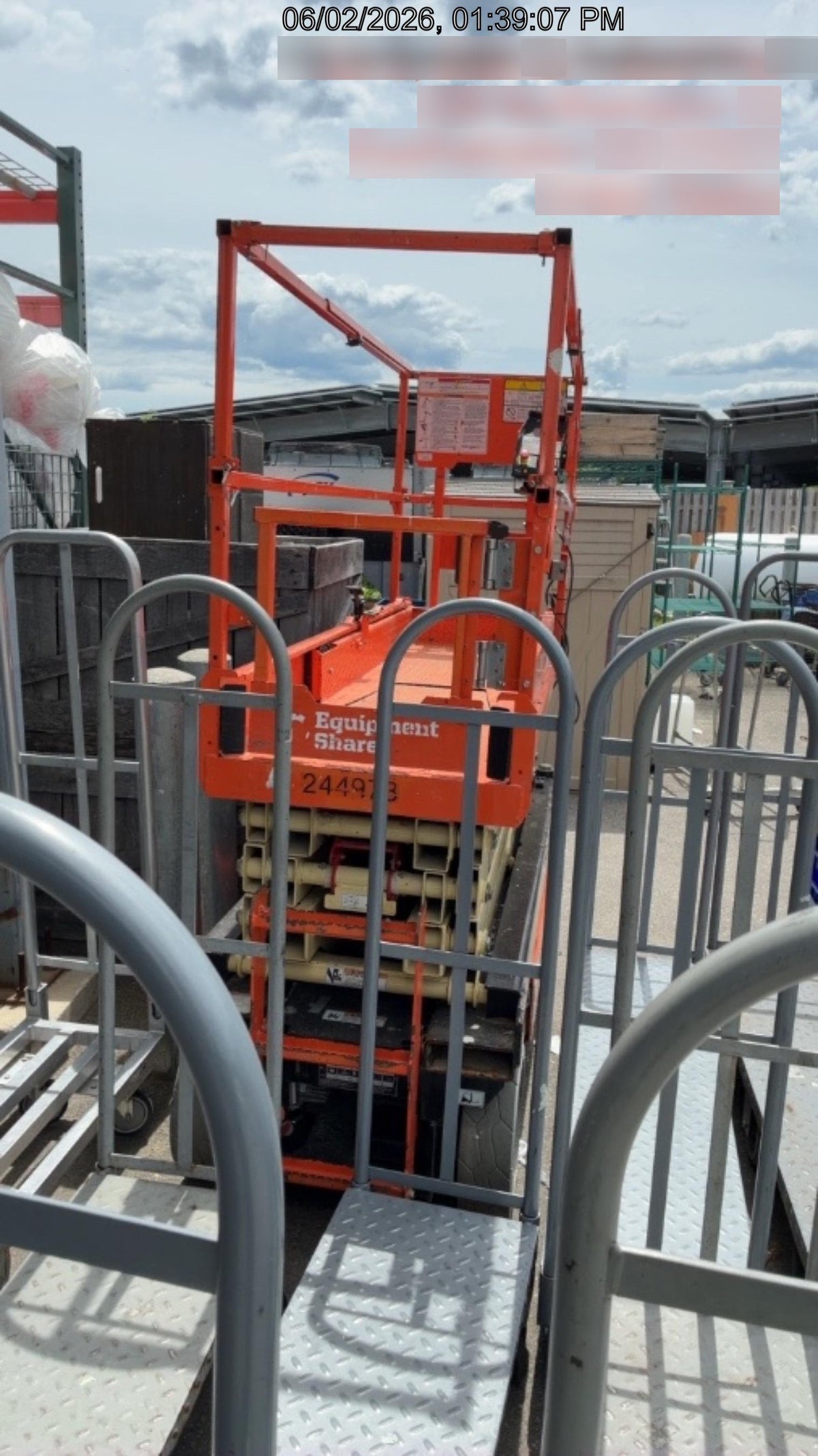 2022 JLG ES2632