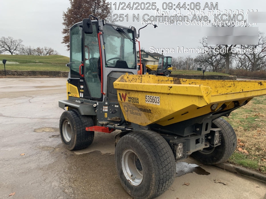 2025 WACKER NEUSON DW311 Cab Turf Tires