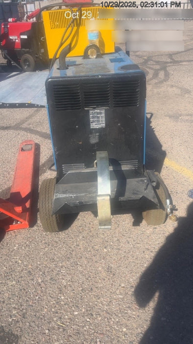 2019 Miller Electric BOBCAT 250 Standard w/Running Gear, Bracket, Hose