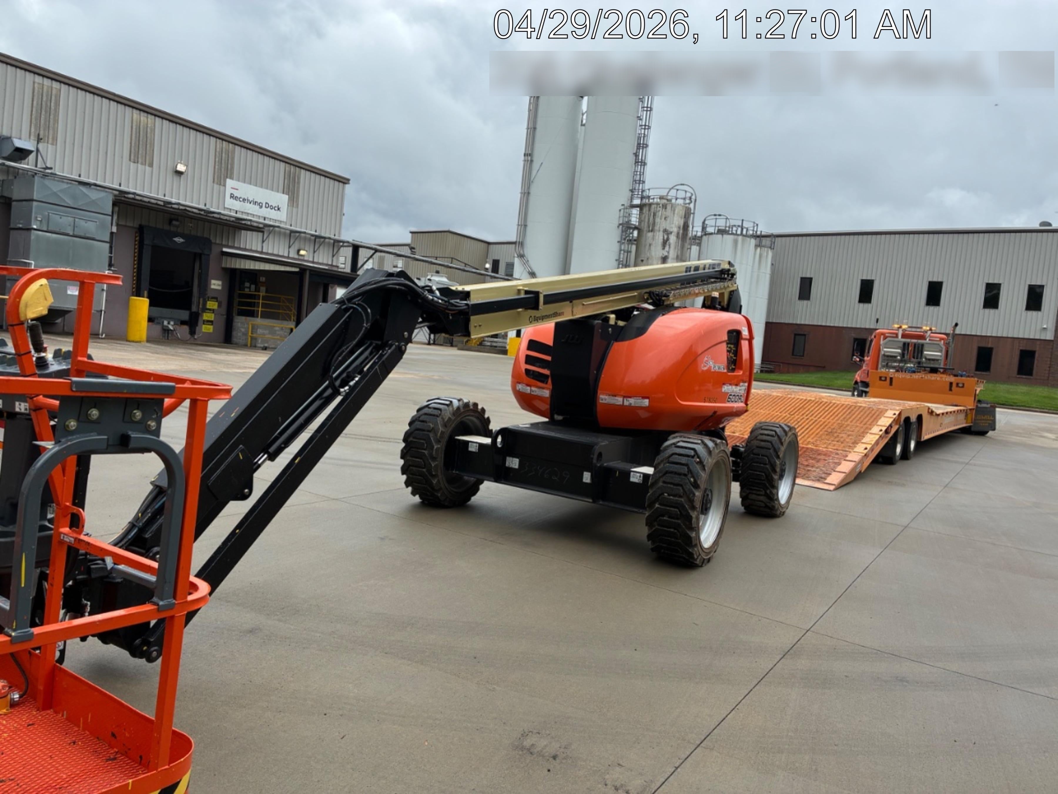 2025 JLG 600AJ