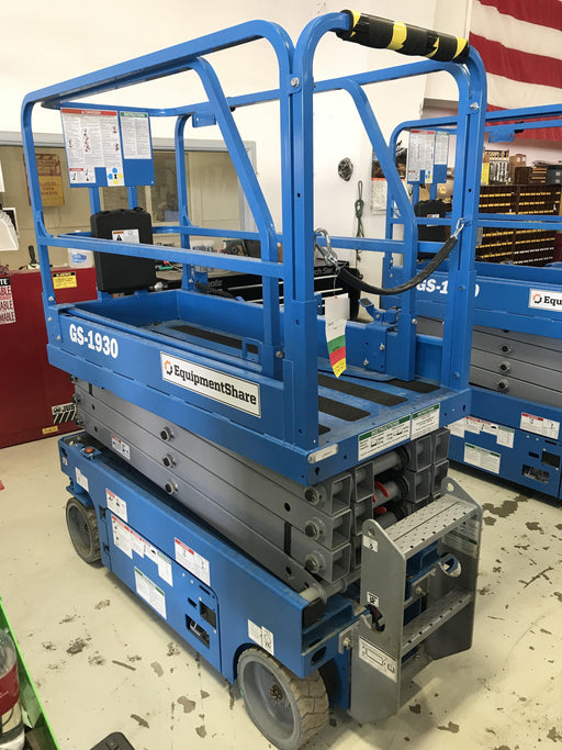 2019 Genie GS-1930 Fixed Rails with Chain Entry