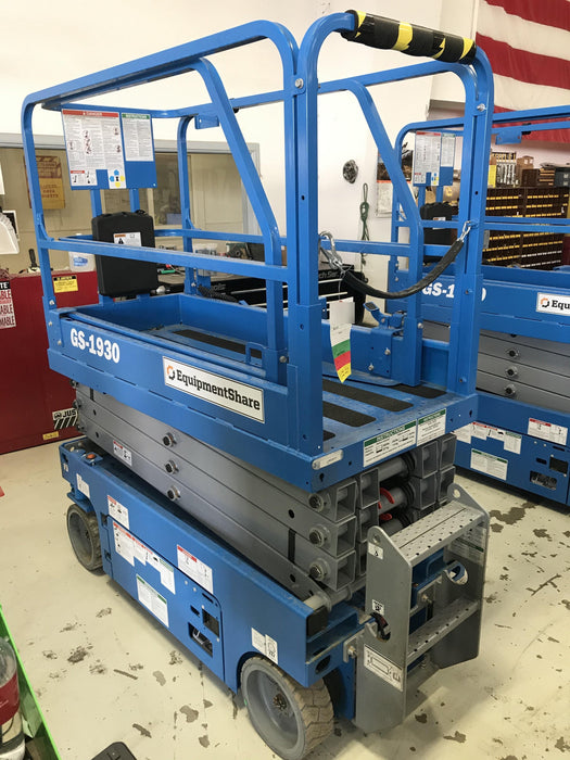 2019 Genie GS-1930 Fixed Rails with Chain Entry