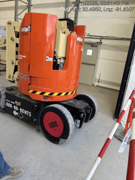 2025 JLG E300AJP