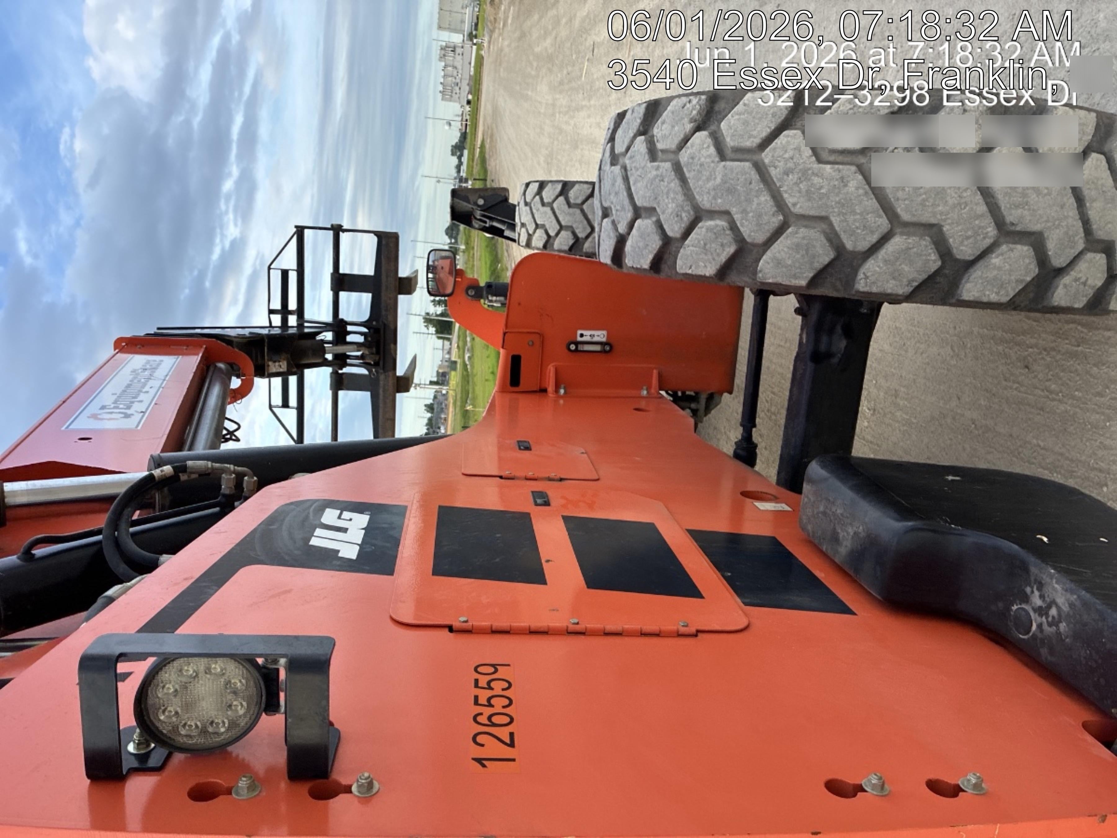 2021 SKYTRAK 10054