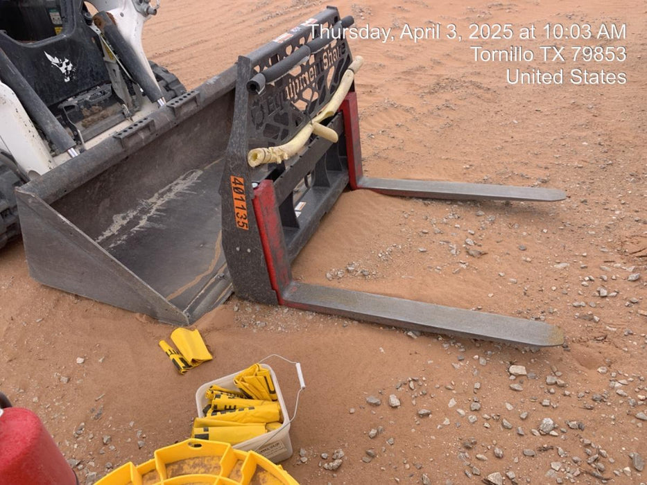 2024 PALADIN 48" Pallet Forks - Paladin