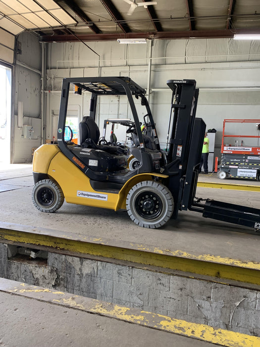 2022 KOMATSU FG25T-16