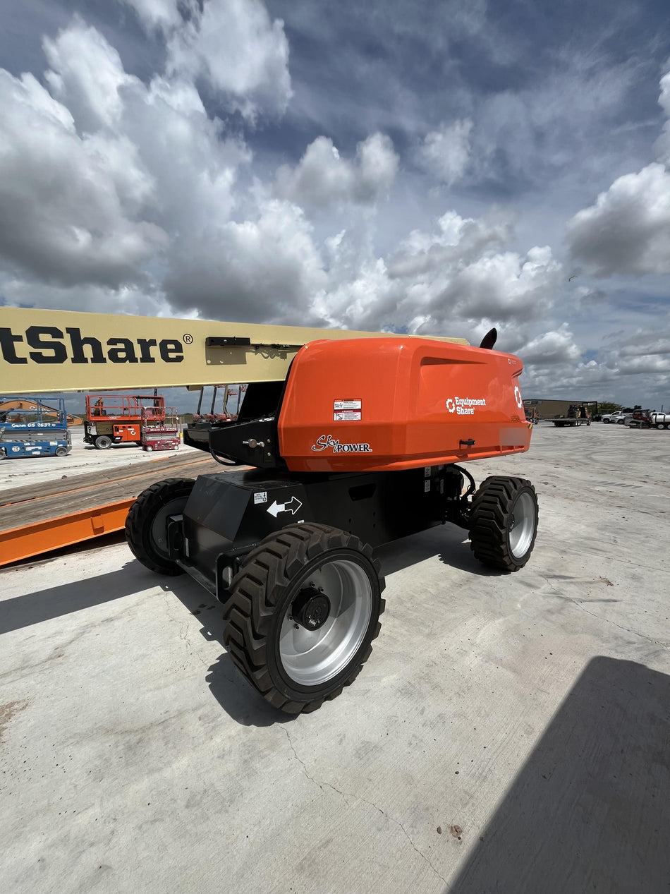 2025 JLG 660SJ
