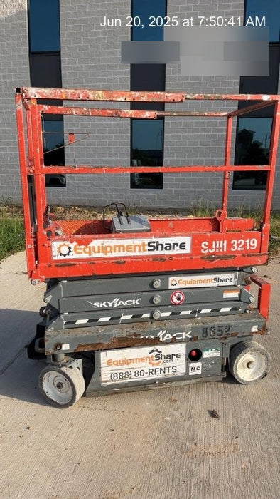 2018 SKYJACK SJIII-3219
