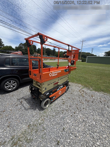 2025 JLG ES1932
