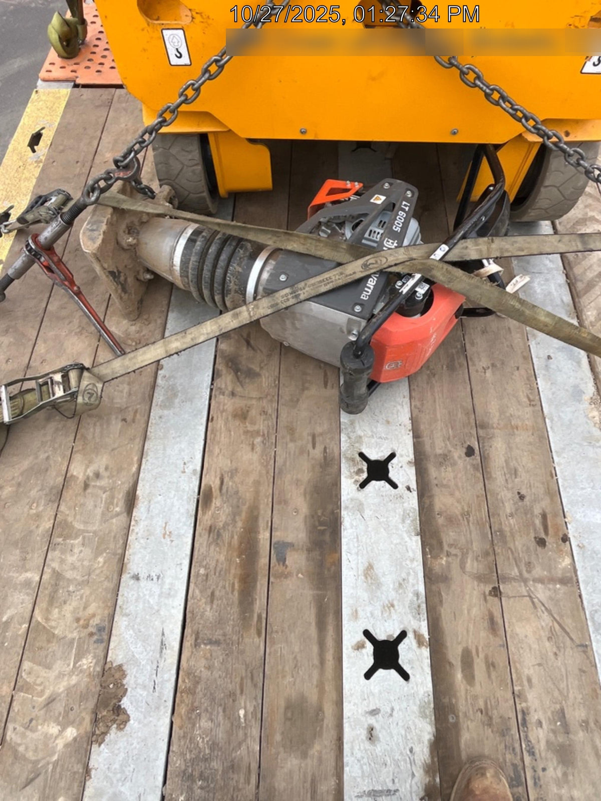 2024 HUSQVARNA LT6005