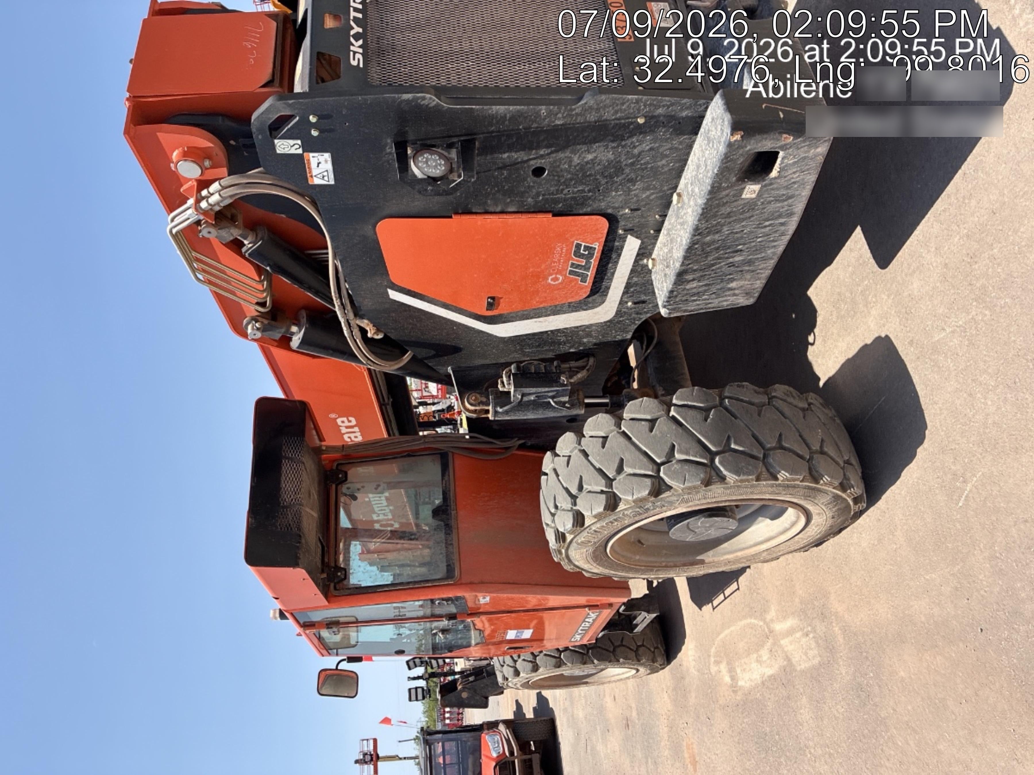 2025 SKYTRAK 10054
