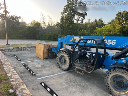 2017 Genie GTH-1056 Genie GTH1056, Solid Tires, 60" carriage, Light Kit, Open ROPS
