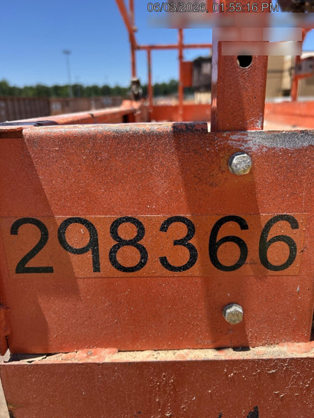 2023 JLG ES3246