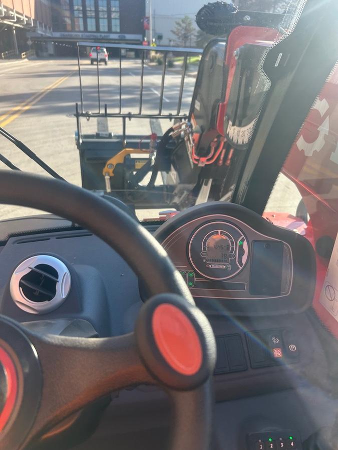 2025 MANITOU MTA519
