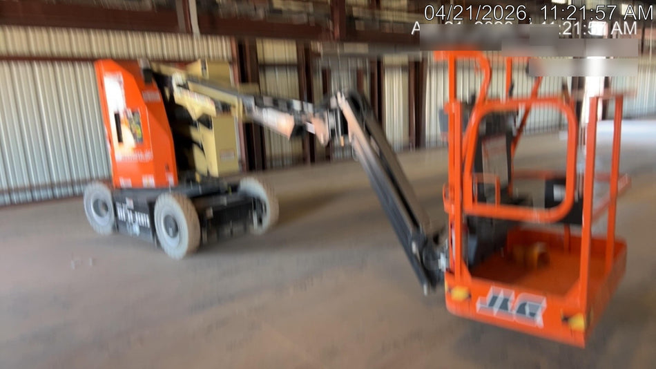 2025 JLG E300AJP