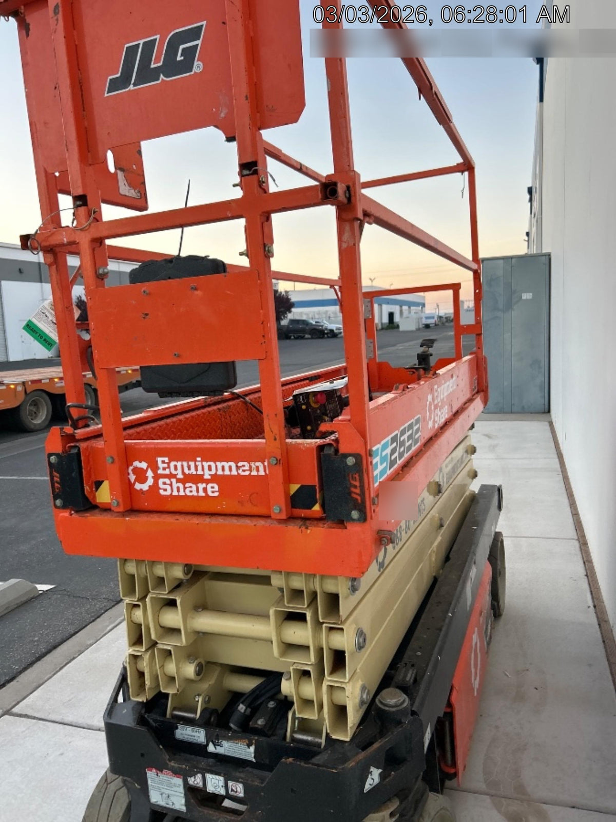2022 JLG ES2632