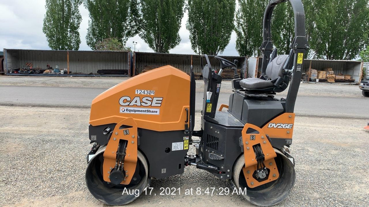 2020 CASE DV26E