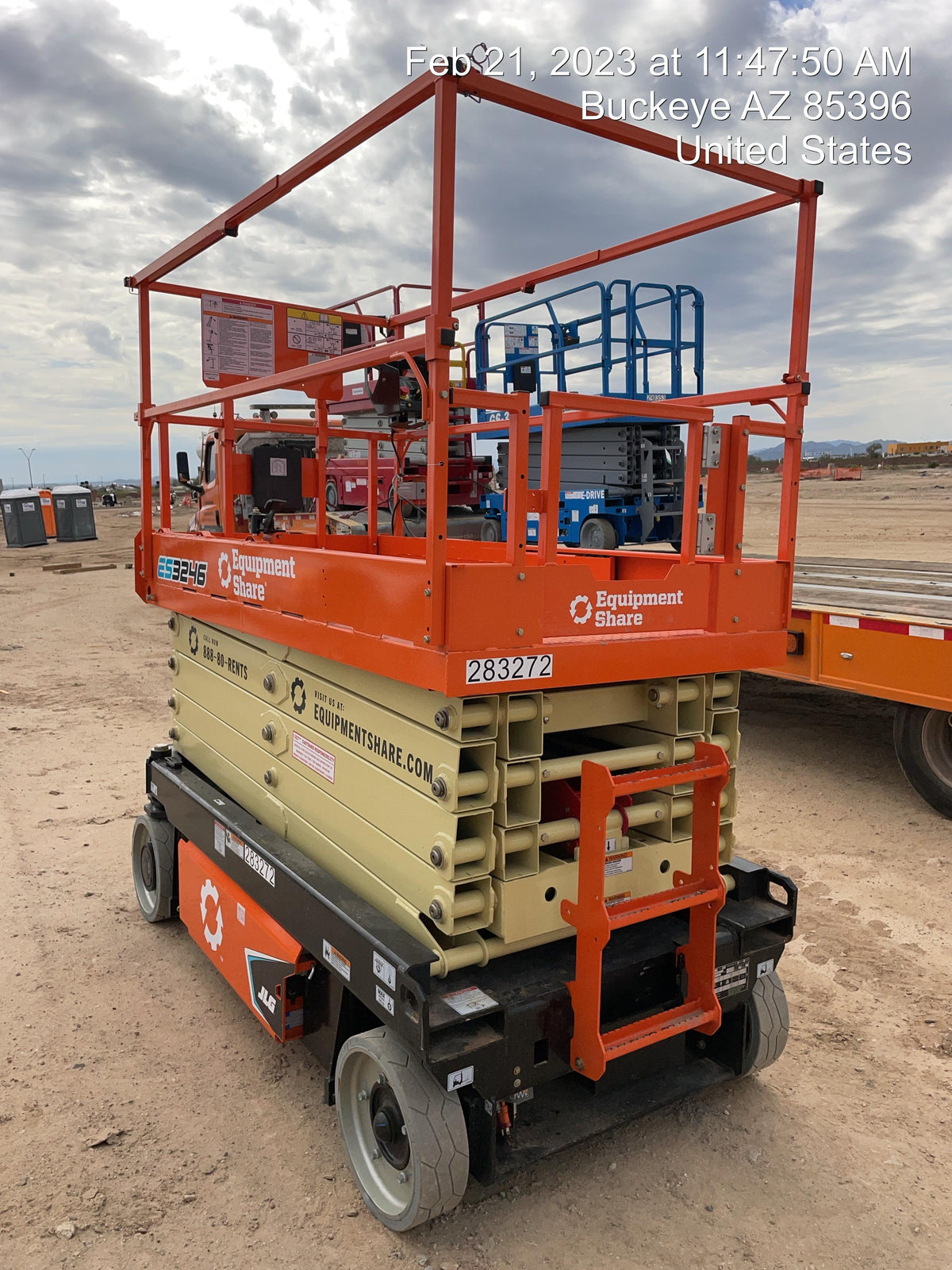 2022 JLG ES3246