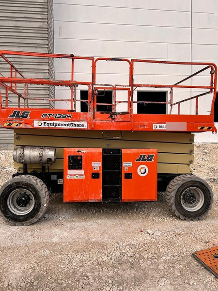 2022 JLG 4394RT