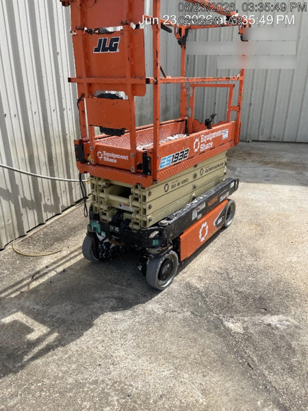 2023 JLG ES1932