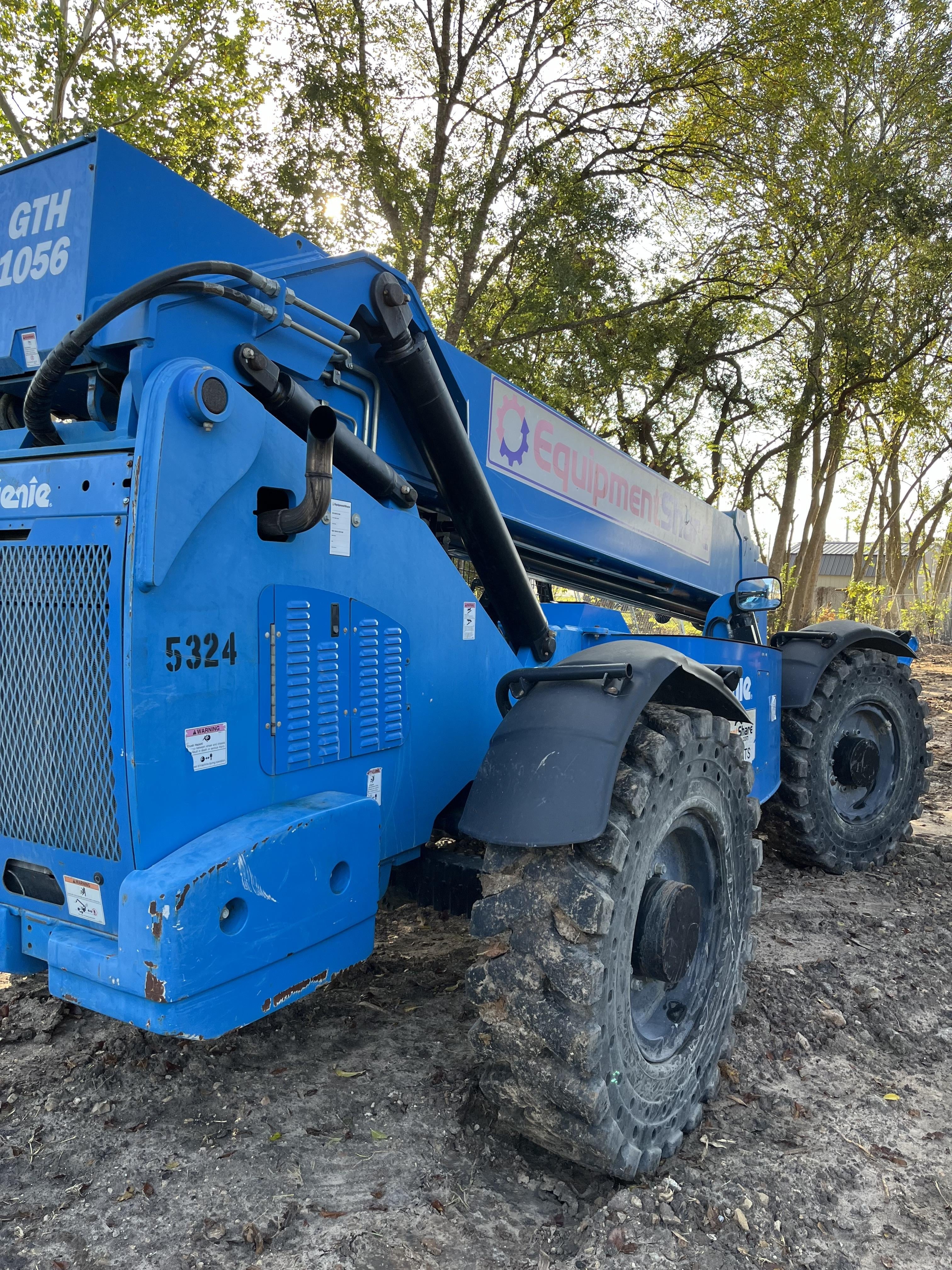 2017 Genie GTH-1056 Genie GTH1056, Solid Tires, 60" carriage, Open ROPS