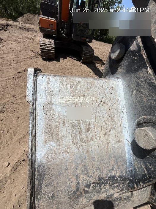 2022 GEITH 48" Bucket 25k - 35k - Geith