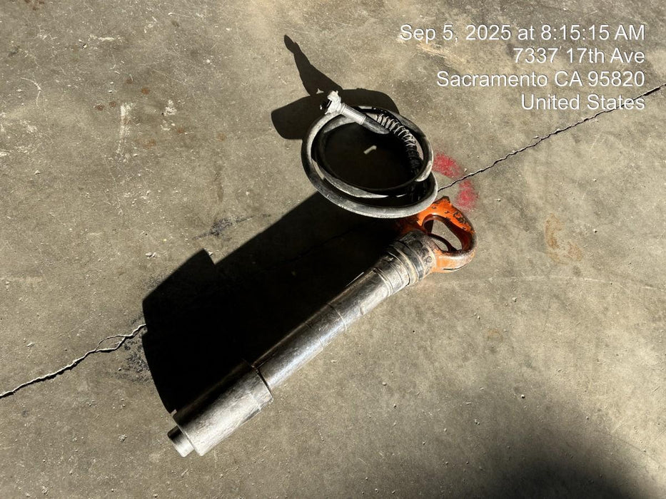 2021 AMERICAN PNEUMATIC TOOL D-handle rivet Buster