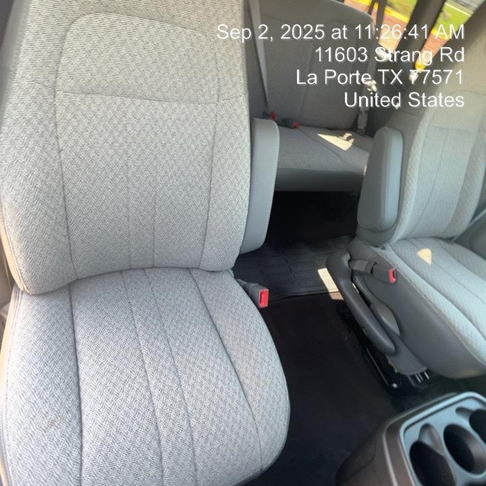 2025 CHEVROLET Express Van - Rental