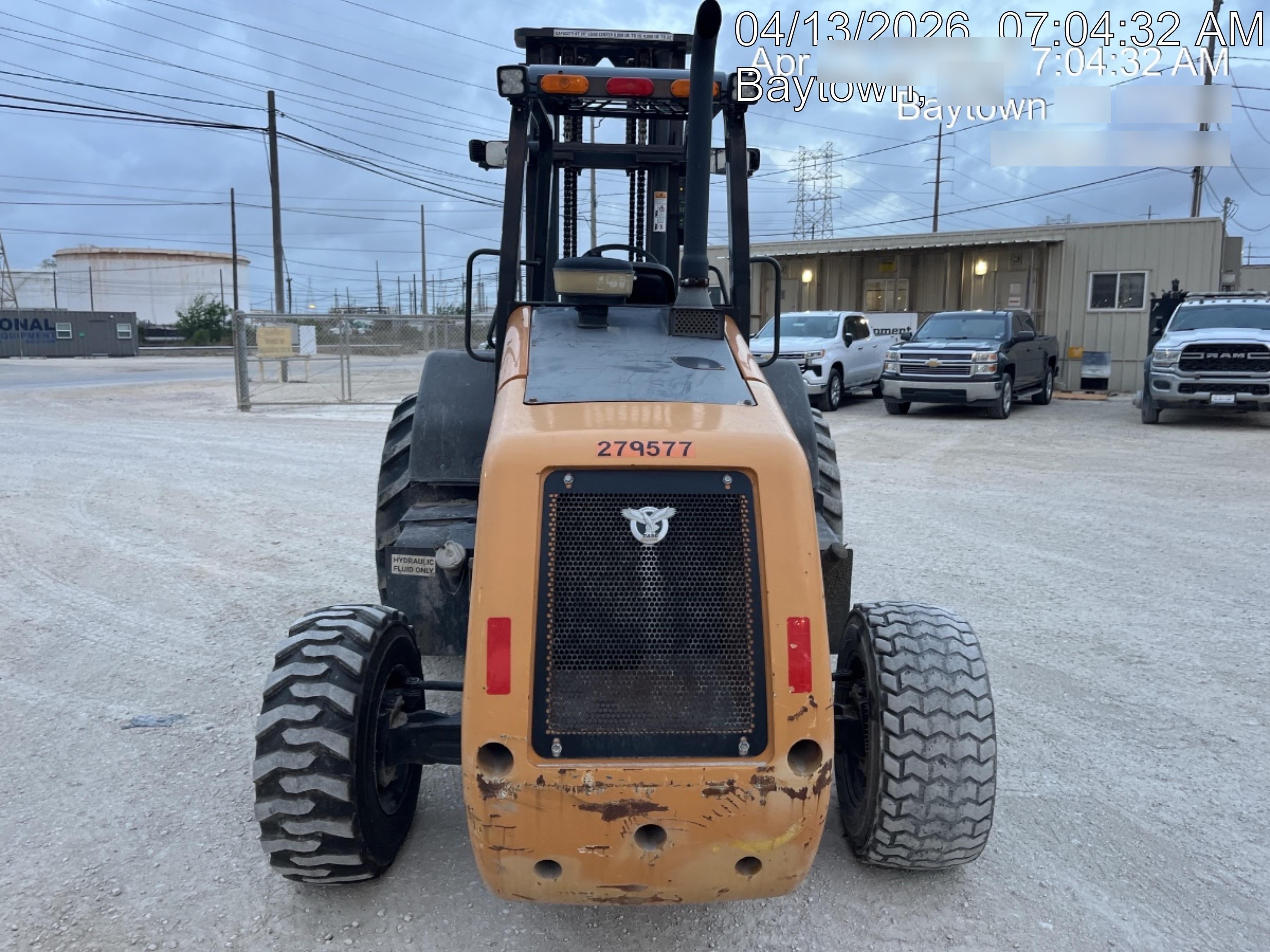 2023 CASE 588H