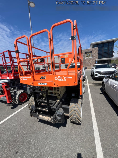 2022 JLG RT2669