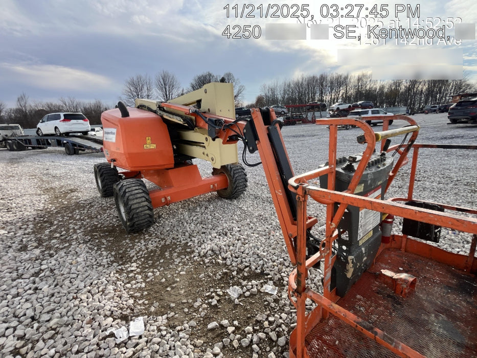 2019 JLG 450AJ