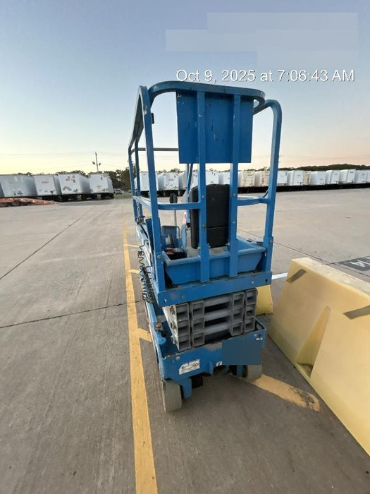 2019 Genie GS-1930 Fixed rails with chain Entry