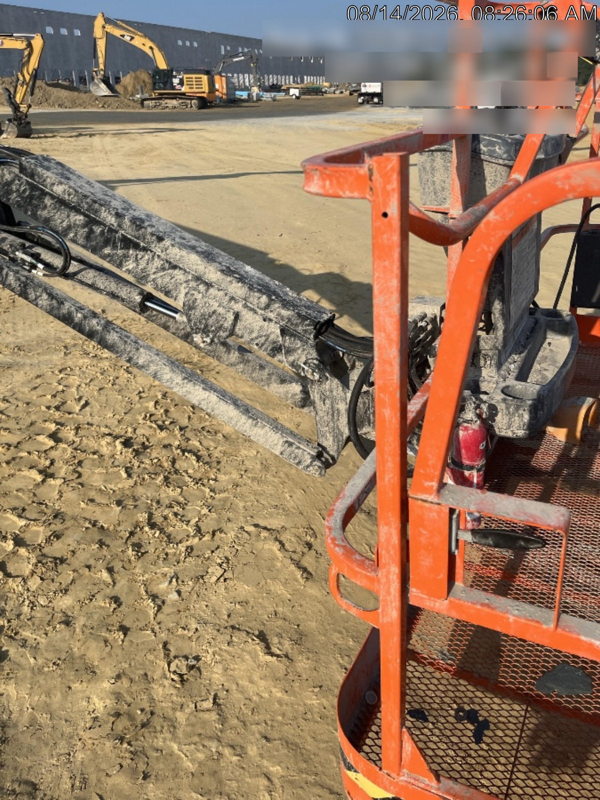 2025 JLG 660SJ