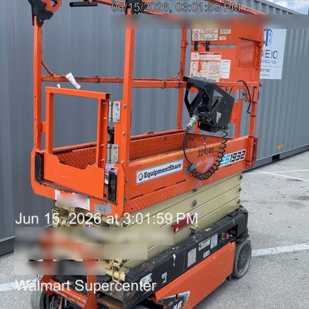 2022 JLG ES1932