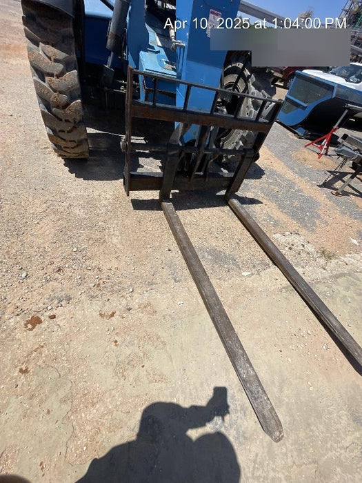 2018 Genie GTH-636 Genie GTH-636 w/Open ROPS, Solid Tires, Work Light/Beacon, 48" Carriage and Forks