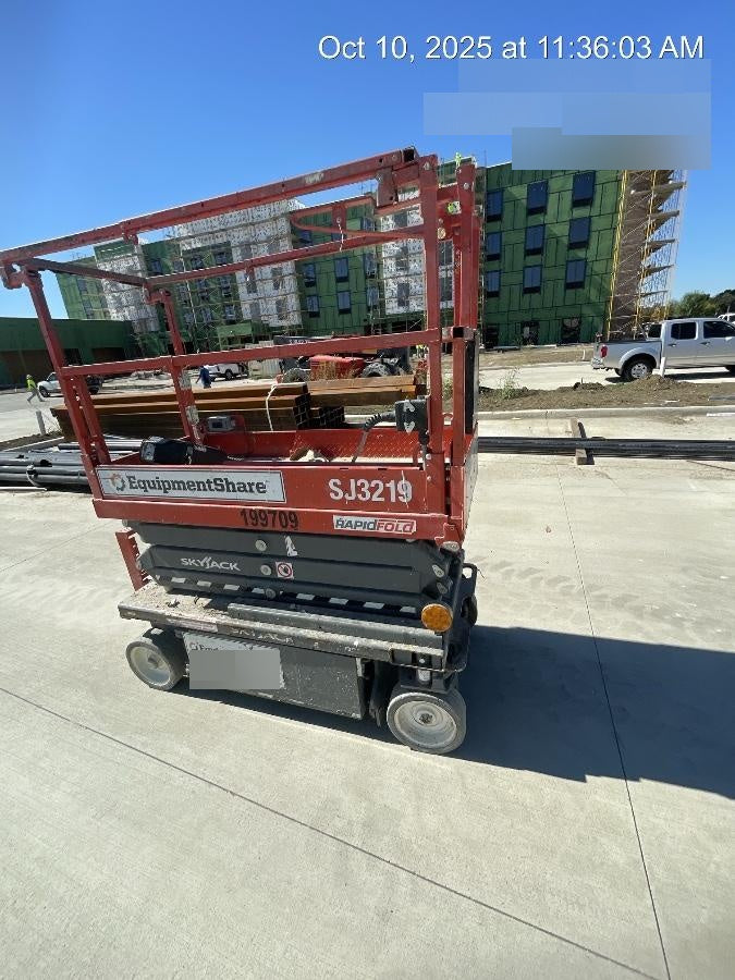 2021 SKYJACK SJ3219