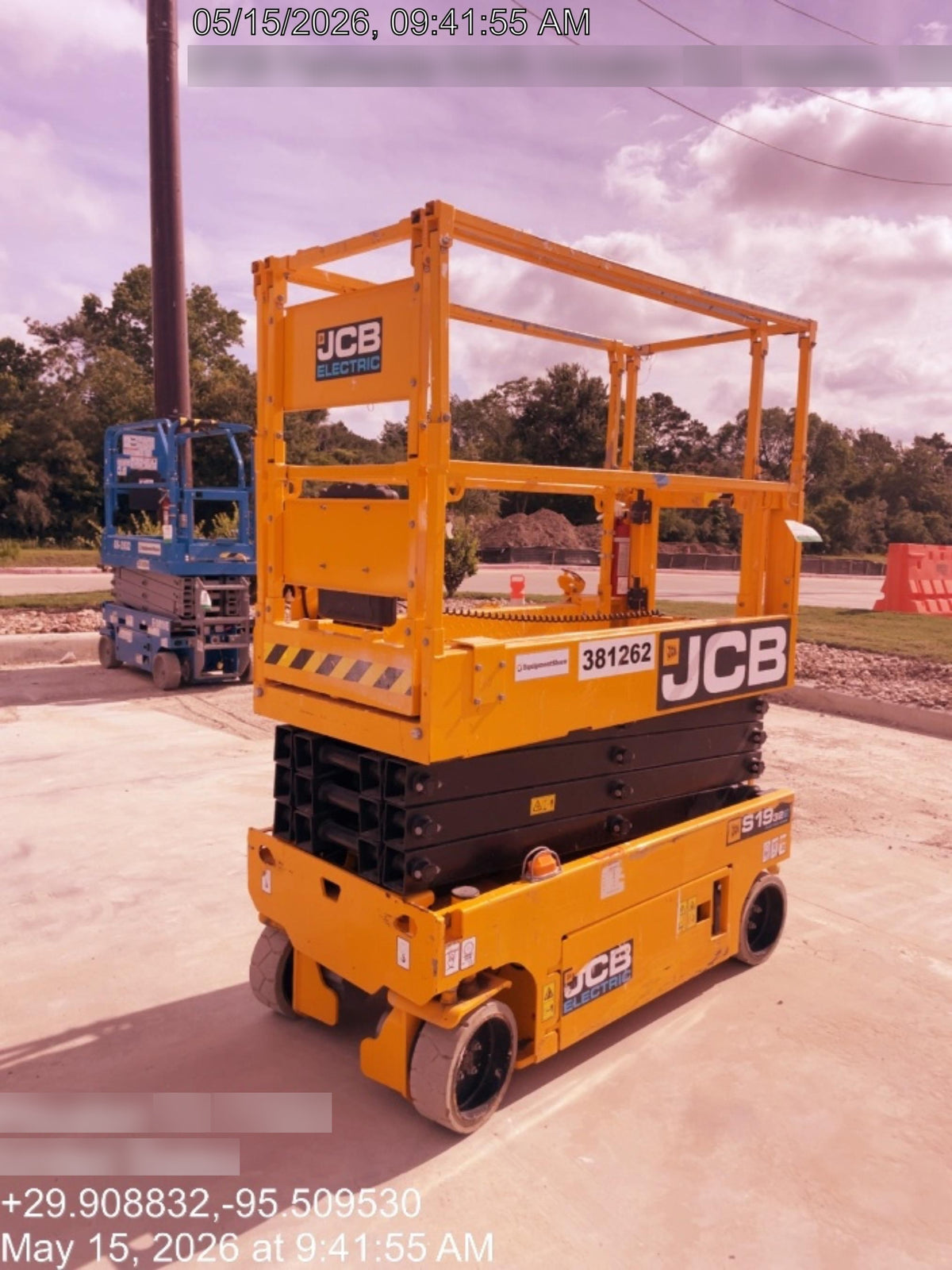 2024 JCB S1932E