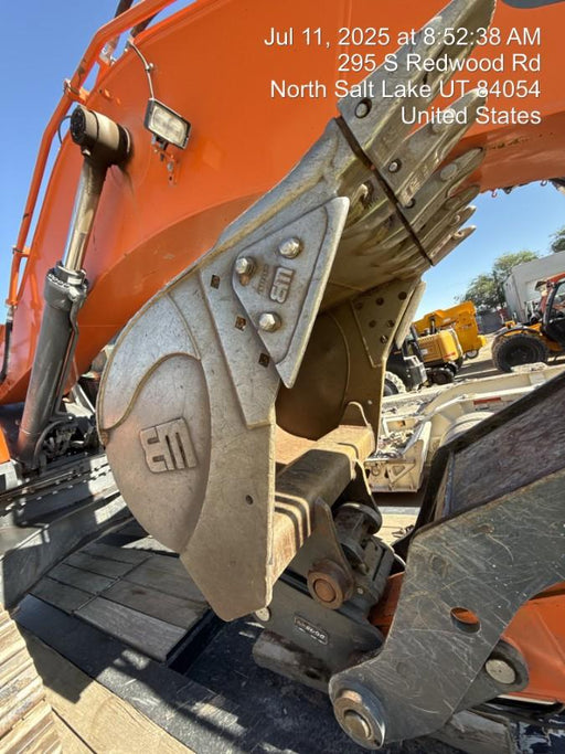 2020 DOOSAN 48" Excavator Bucket