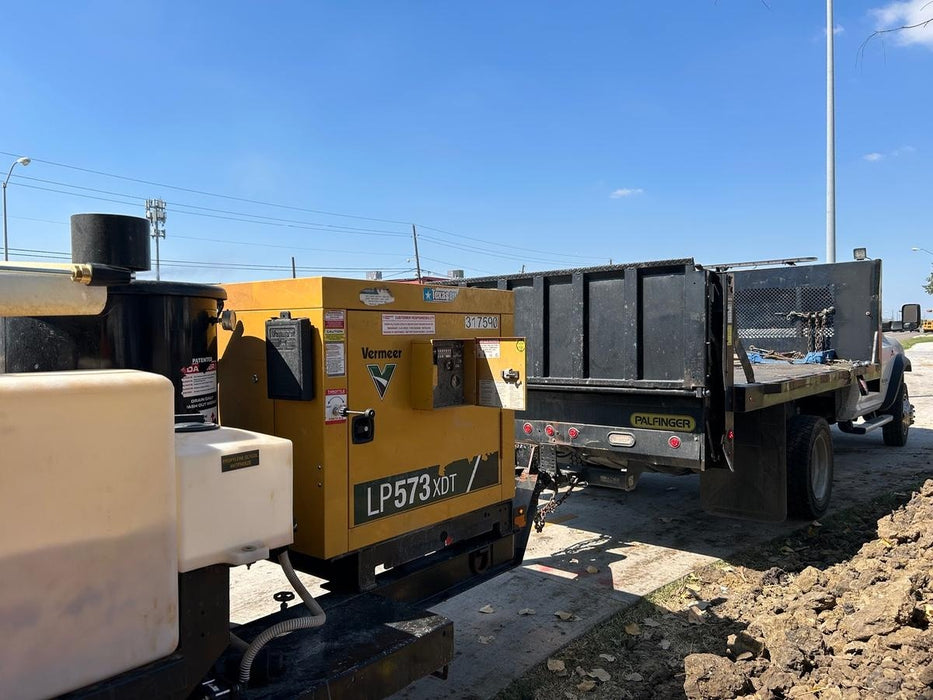 2023 VAC-TRON LP573XDT